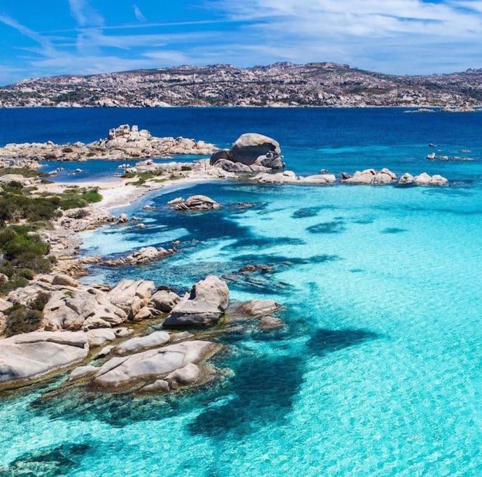 Gelsi Holiday Home La Maddalena Ла-Маддалена Екстер'єр фото