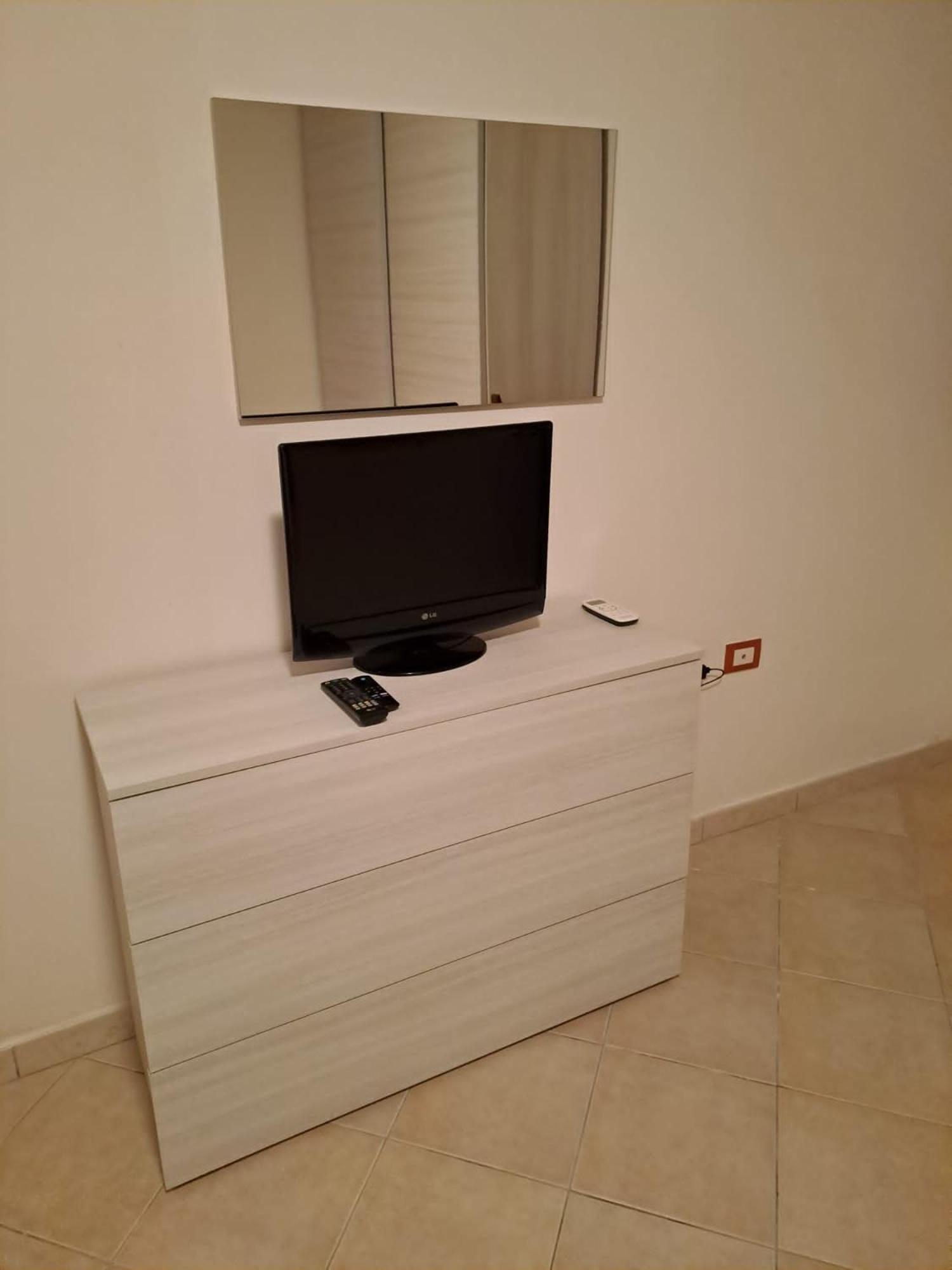 Gelsi Holiday Home La Maddalena Ла-Маддалена Номер фото